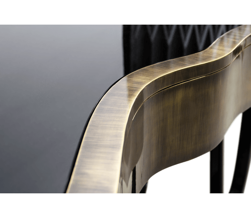 Boca do Lobo Sinuous Gold Console